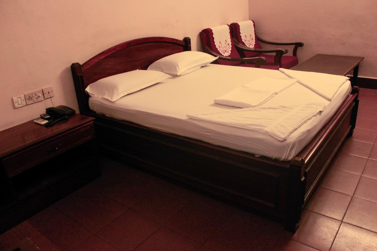 Hotel Keerthi Thiruvananthapuram Exterior foto